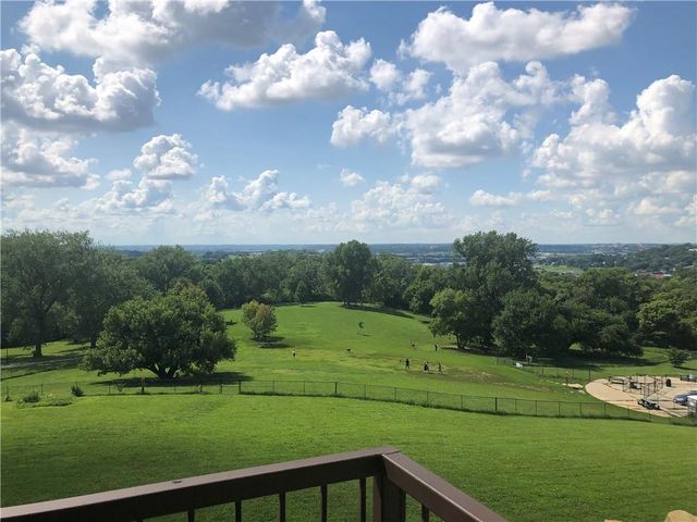 2940 Baltimore Avenue 1204, Kansas City, MO 64108