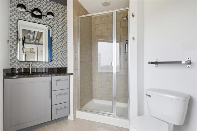 2940 Baltimore Avenue 1204, Kansas City, MO 64108