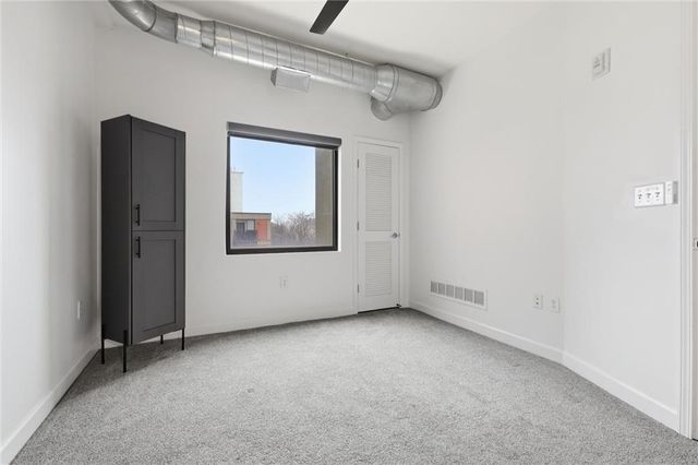 2940 Baltimore Avenue 1204, Kansas City, MO 64108