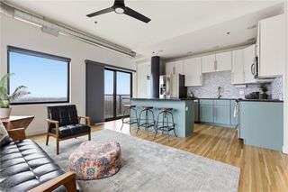 2940 Baltimore Avenue 1204, Kansas City, MO 64108