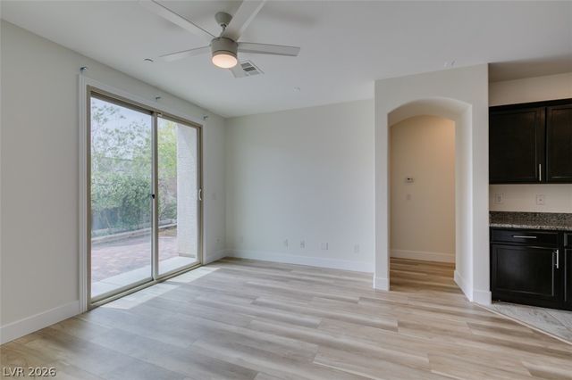 1617 Meadow Bluffs Avenue, Henderson, NV 89014