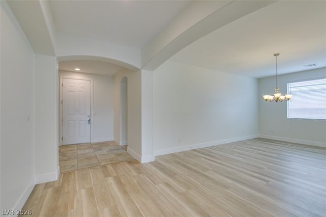 1617 Meadow Bluffs Avenue, Henderson, NV 89014