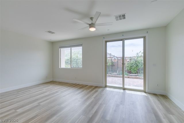 1617 Meadow Bluffs Avenue, Henderson, NV 89014