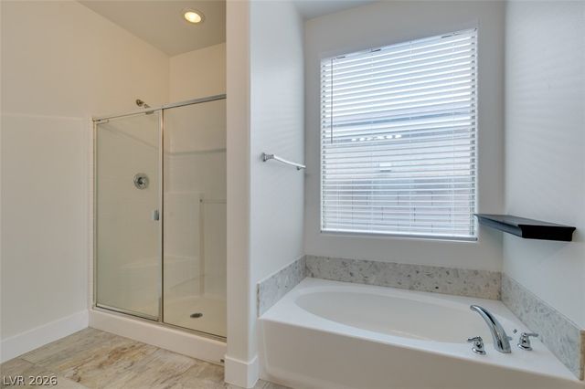 1617 Meadow Bluffs Avenue, Henderson, NV 89014