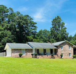 4748 Woodland Forrest, Tuscaloosa, AL 35405