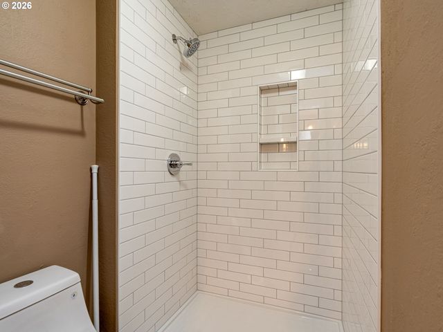 8603 Sw TALAWA Dr, Tualatin, OR 97062