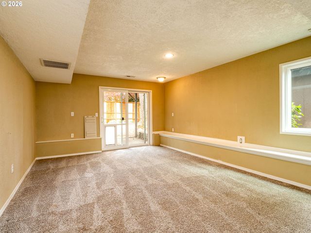 8603 Sw TALAWA Dr, Tualatin, OR 97062