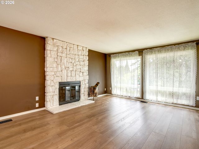 8603 Sw TALAWA Dr, Tualatin, OR 97062