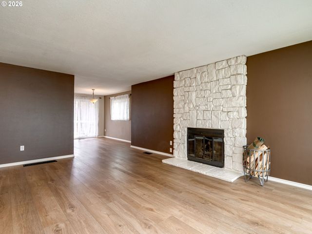 8603 Sw TALAWA Dr, Tualatin, OR 97062