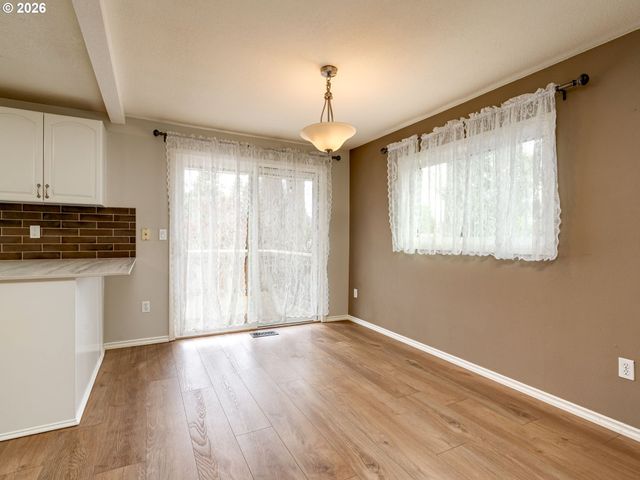 8603 Sw TALAWA Dr, Tualatin, OR 97062