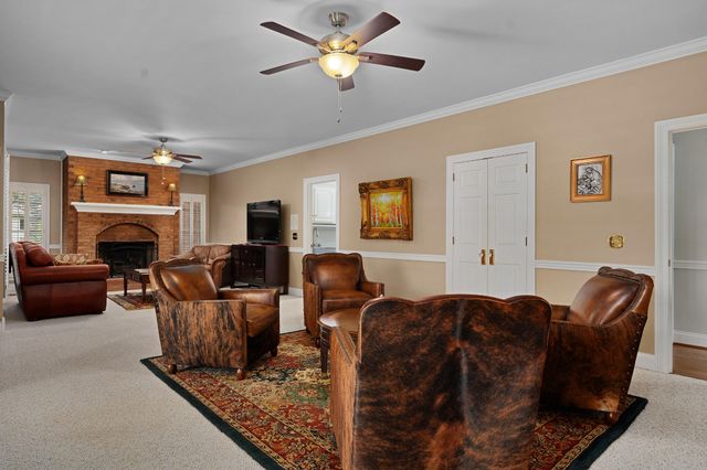 615 Hidden Forest Drive, Chattanooga, TN 37421