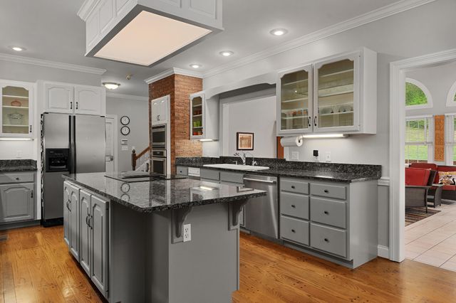 615 Hidden Forest Drive, Chattanooga, TN 37421