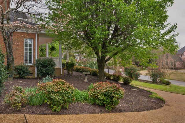 615 Hidden Forest Drive, Chattanooga, TN 37421