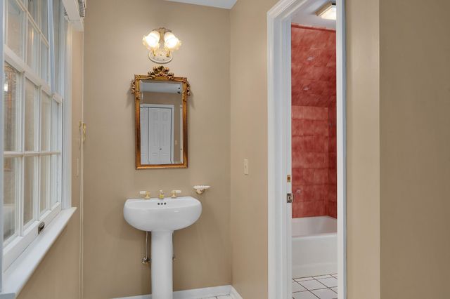 615 Hidden Forest Drive, Chattanooga, TN 37421