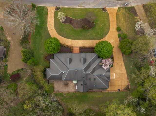 615 Hidden Forest Drive, Chattanooga, TN 37421