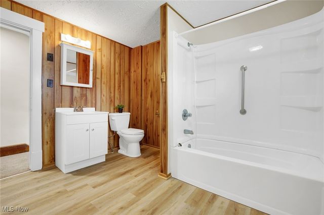 1607 18th Street NE, Canton, OH 44705