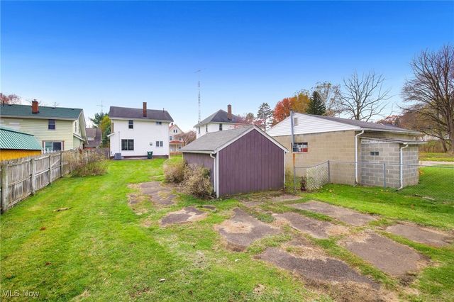 1607 18th Street NE, Canton, OH 44705