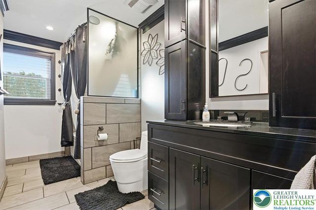 1131 Morris Lane, Slatington Boro, PA 18080