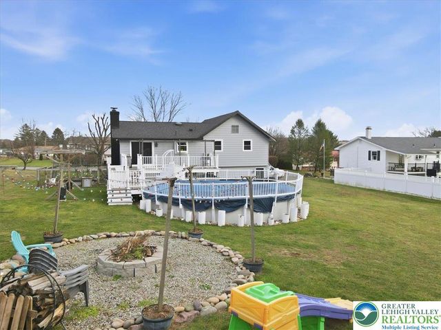 1131 Morris Lane, Slatington Boro, PA 18080