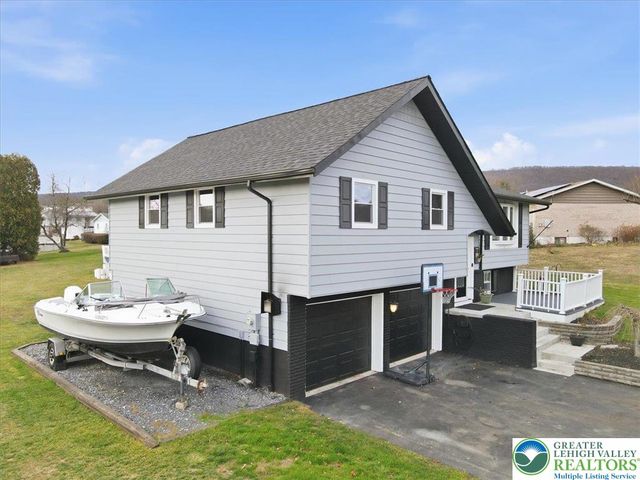 1131 Morris Lane, Slatington Boro, PA 18080