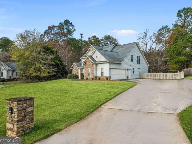 6460 Bellevue Drive SW, Conyers, GA 30094