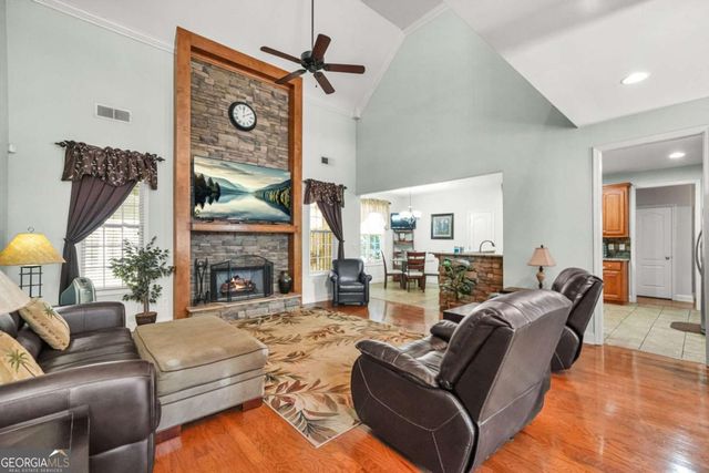 6460 Bellevue Drive SW, Conyers, GA 30094