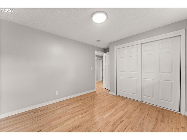 422 Ne 170TH Ave, Portland, OR 97230