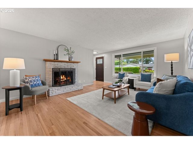 422 Ne 170TH Ave, Portland, OR 97230