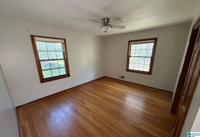 2512 NE 3RD STREET NE, Center Point, AL 35215