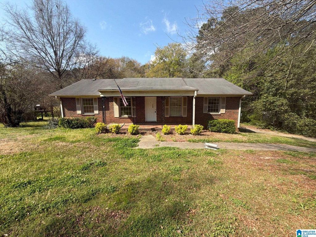 2512 NE 3RD STREET NE, Center Point, AL 35215