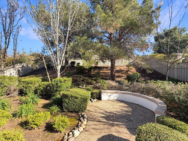 869 Greenridge Ct, Lincoln, CA 95648