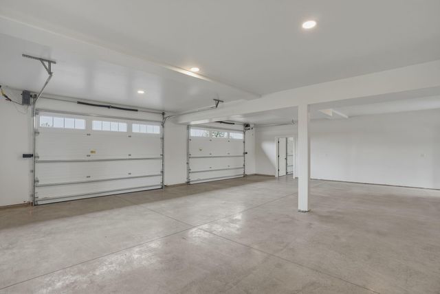 7780 SW Wickiup Avenue, Redmond, OR 97756