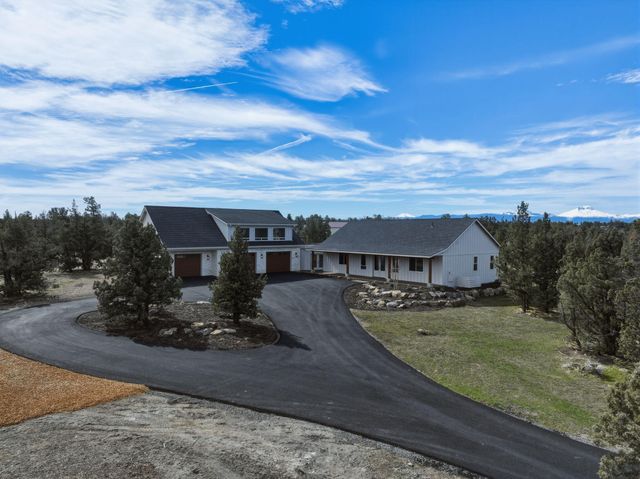 7780 SW Wickiup Avenue, Redmond, OR 97756