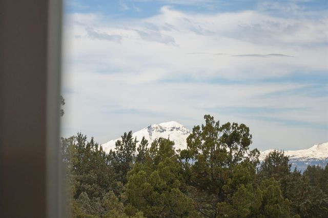 7780 SW Wickiup Avenue, Redmond, OR 97756