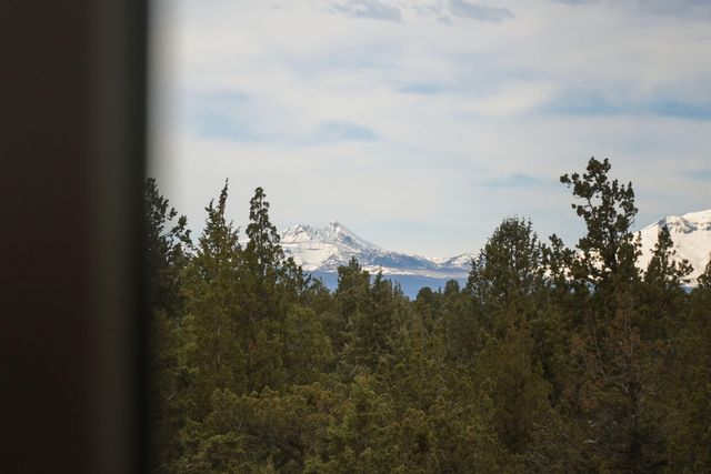 7780 SW Wickiup Avenue, Redmond, OR 97756