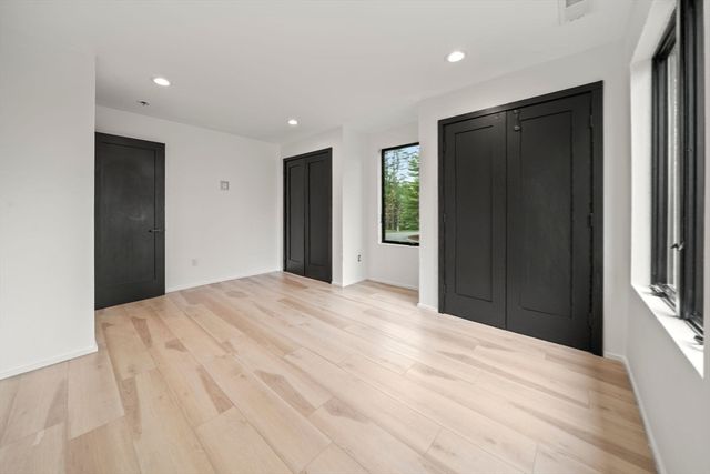 3 Kestrel Way, Carver, MA 02330