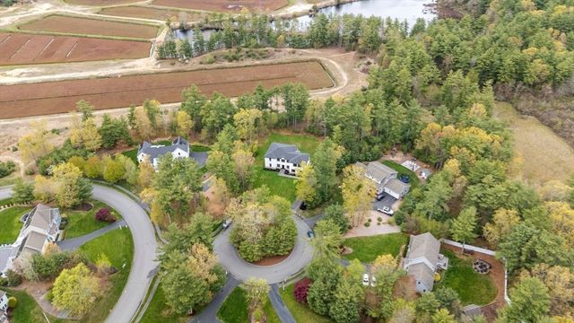 3 Kestrel Way, Carver, MA 02330