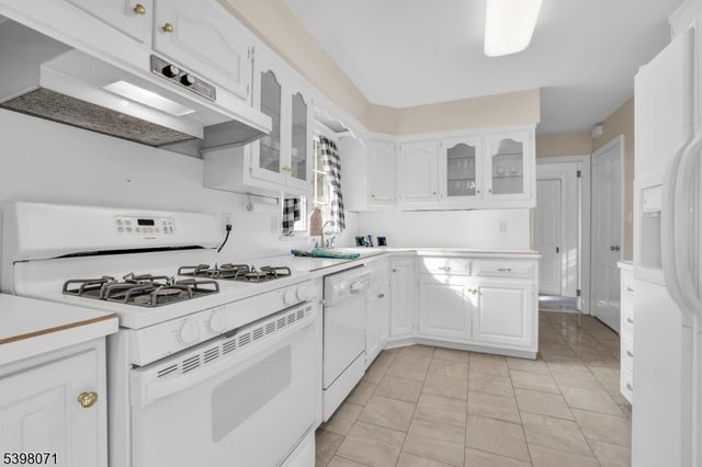 90 Jacobus Ave, Little Falls Twp., NJ 07424