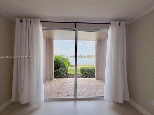 17100 N Bay Road 1105, Sunny Isles Beach, FL 33160