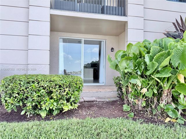 17100 N Bay Road 1105, Sunny Isles Beach, FL 33160