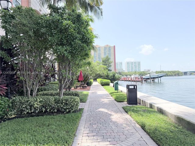 17100 N Bay Road 1105, Sunny Isles Beach, FL 33160