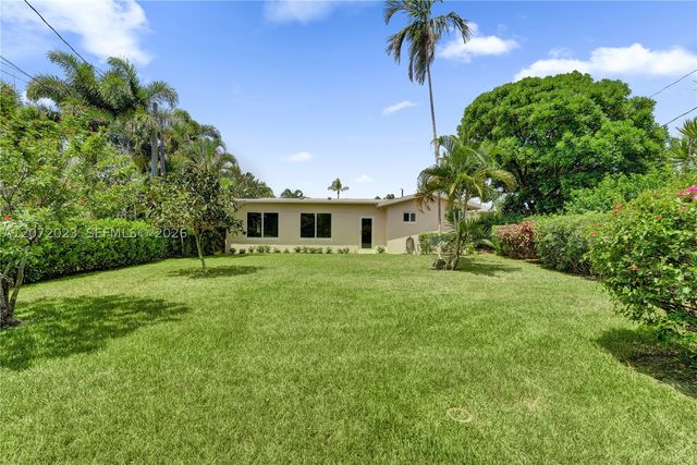 1524 NE 37th St, Oakland Park, FL 33334