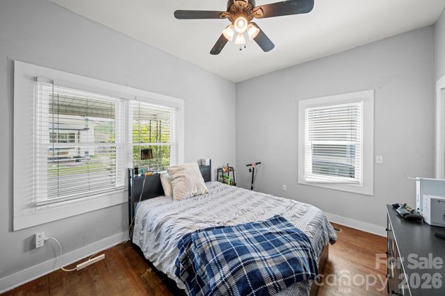 67 4th Street, Cramerton, NC 28032