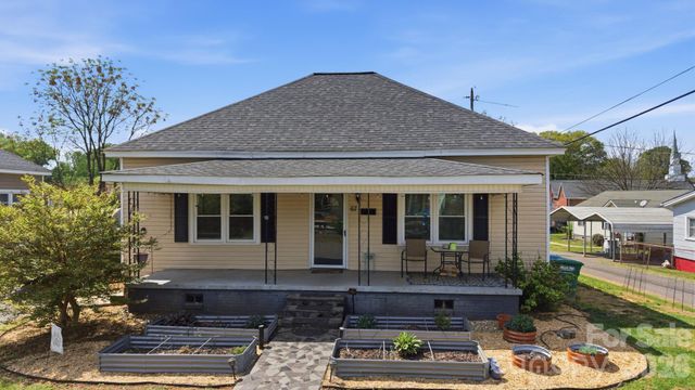 67 4th Street, Cramerton, NC 28032