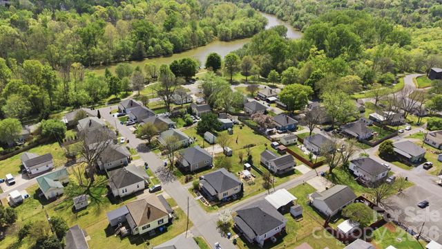 67 4th Street, Cramerton, NC 28032