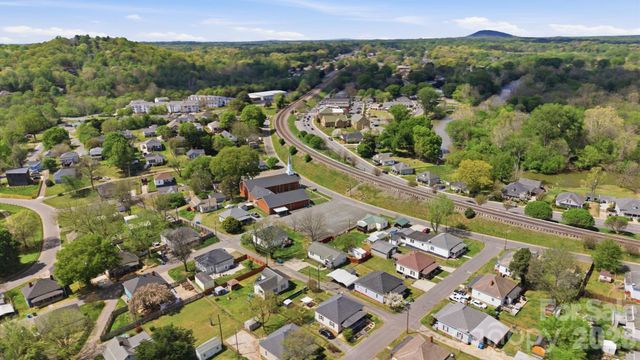 67 4th Street, Cramerton, NC 28032