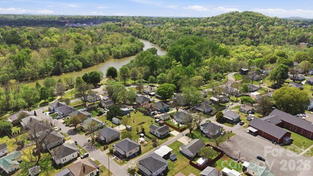 67 4th Street, Cramerton, NC 28032