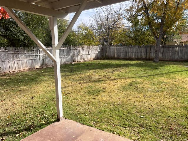 4233 SW 13TH Avenue, Amarillo, TX 79106