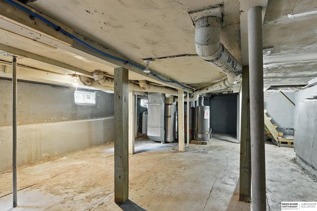 4508 Izard Street, Omaha, NE 68132