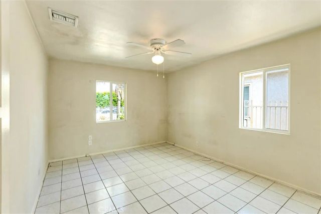 8036 Radford, North Hollywood, CA 91605